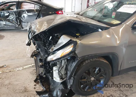 2016 Jeep Cherokee Limited z USA, uszkodzony, nr VIN 1C4PJMDS9GW231579